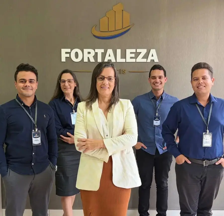 Equipe Fortaleza Imóveis: especialistas em investimentos imobiliários em Maringá